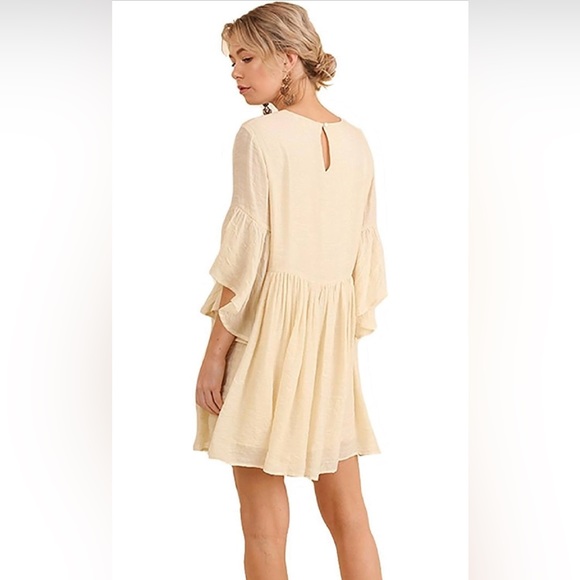 SOLD Umgee | Boho Bliss Embroidered Floral Bell Sleeve Dress Small - Picture 3 of 8